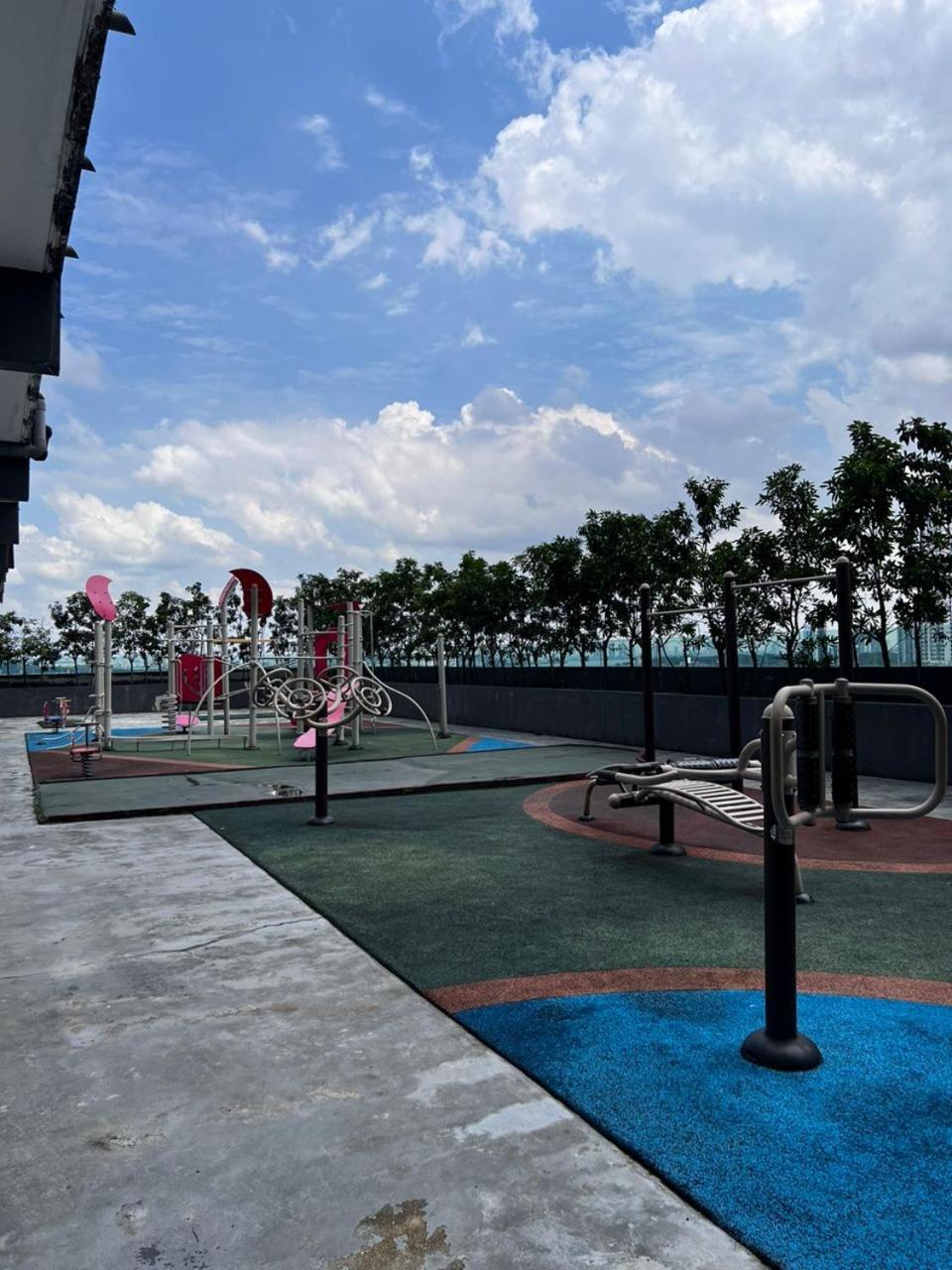 Seaview Homestay Masai By Heyday エクステリア 写真